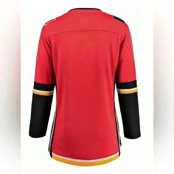 🆕Women | Calgary  Flames Jersey - Picture 3 of 16